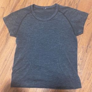 lululemon dark grey swiftly tech